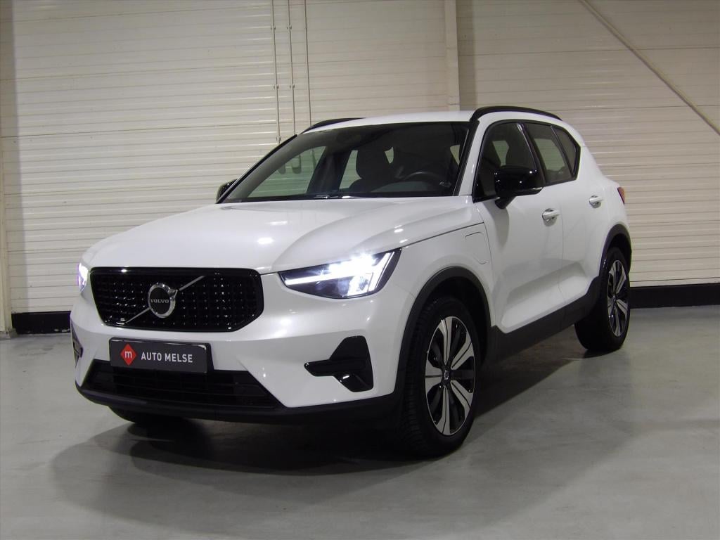 Volvo XC40 t5 plug-in hybrid 262pk aut plus dark