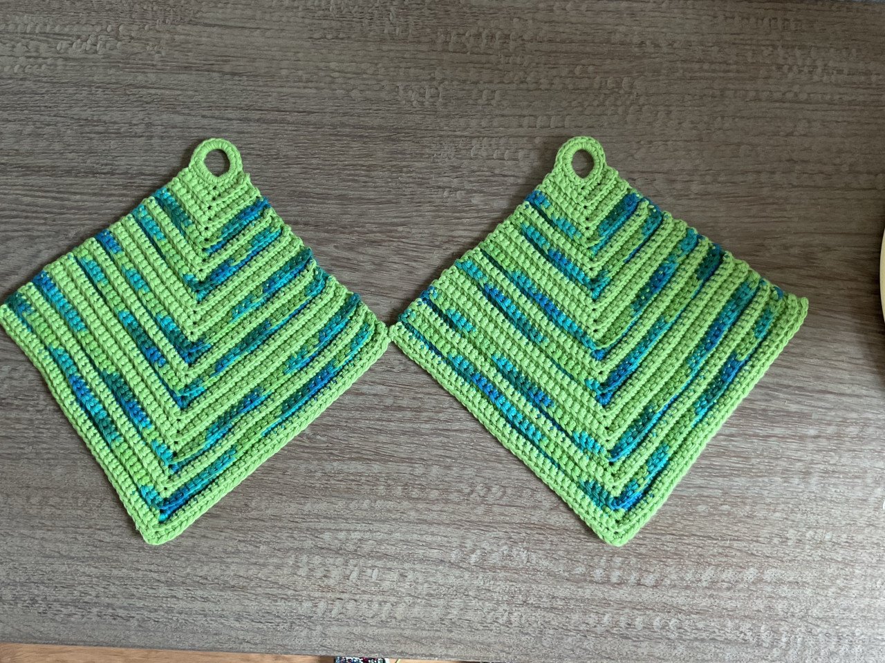 Pannenlappen nieuw gehaakt