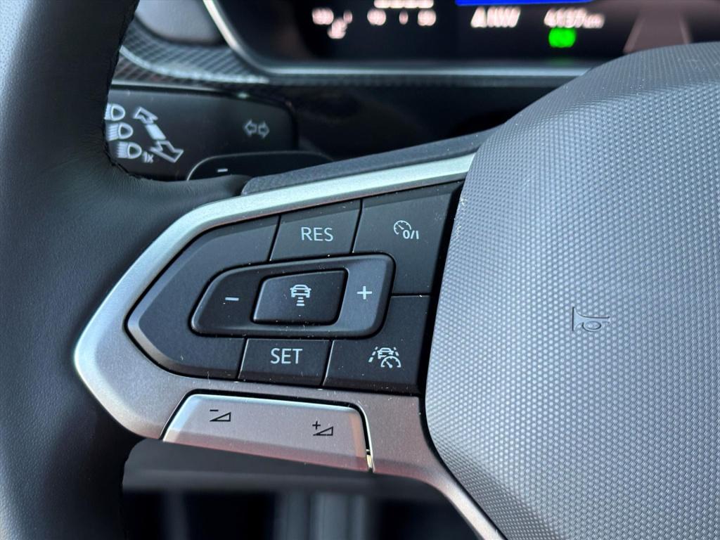 Volkswagen T-cross 1.0 tsi 116pk dsg-7 r-line|adapt cruise| carplay|navi|do