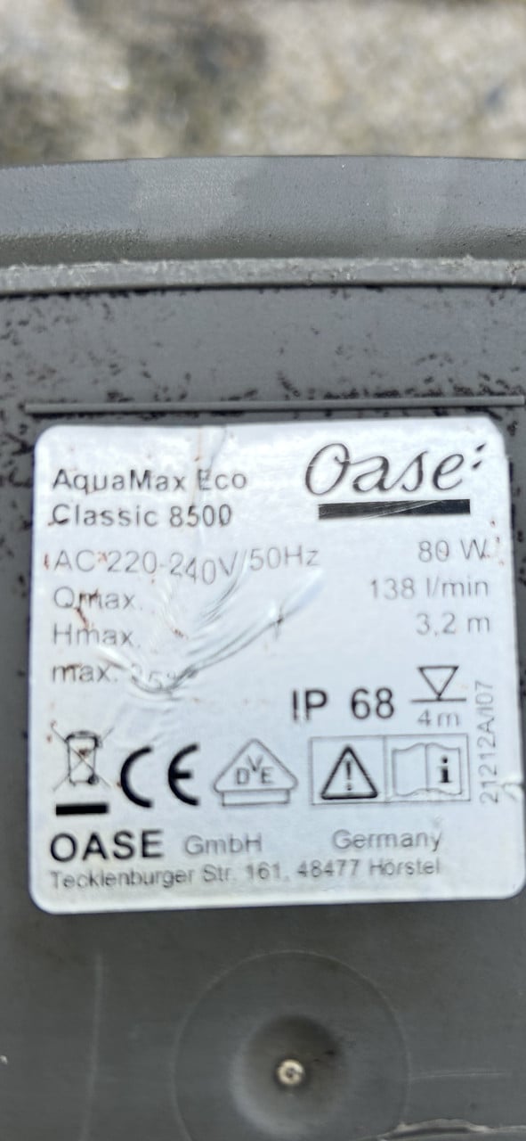 Te koop oase aquamax eco 8500 voor droog opstelling