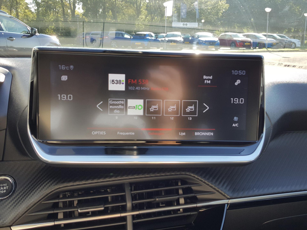 Peugeot 208 allure 1.2 pt-100pk navigatie | 3d-cockpit | cruise & climate |