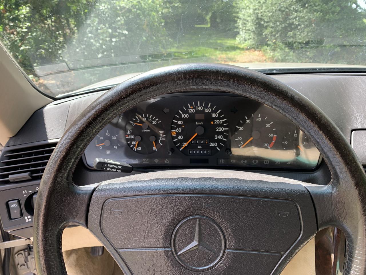 Mercedes Benz SL500, NL auto 26 dkm.