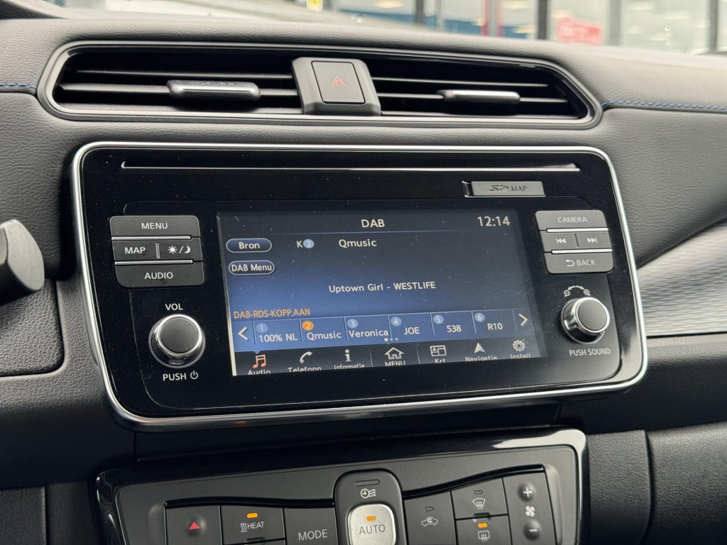 Nissan Leaf n-connecta 40 kwh | navigatie | 360° camera | stuur- + stoelver