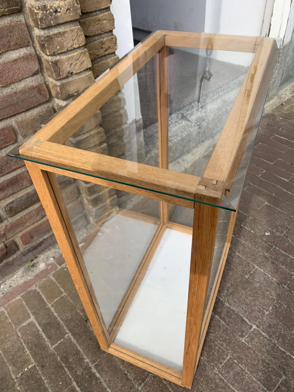 Vitrine kastje