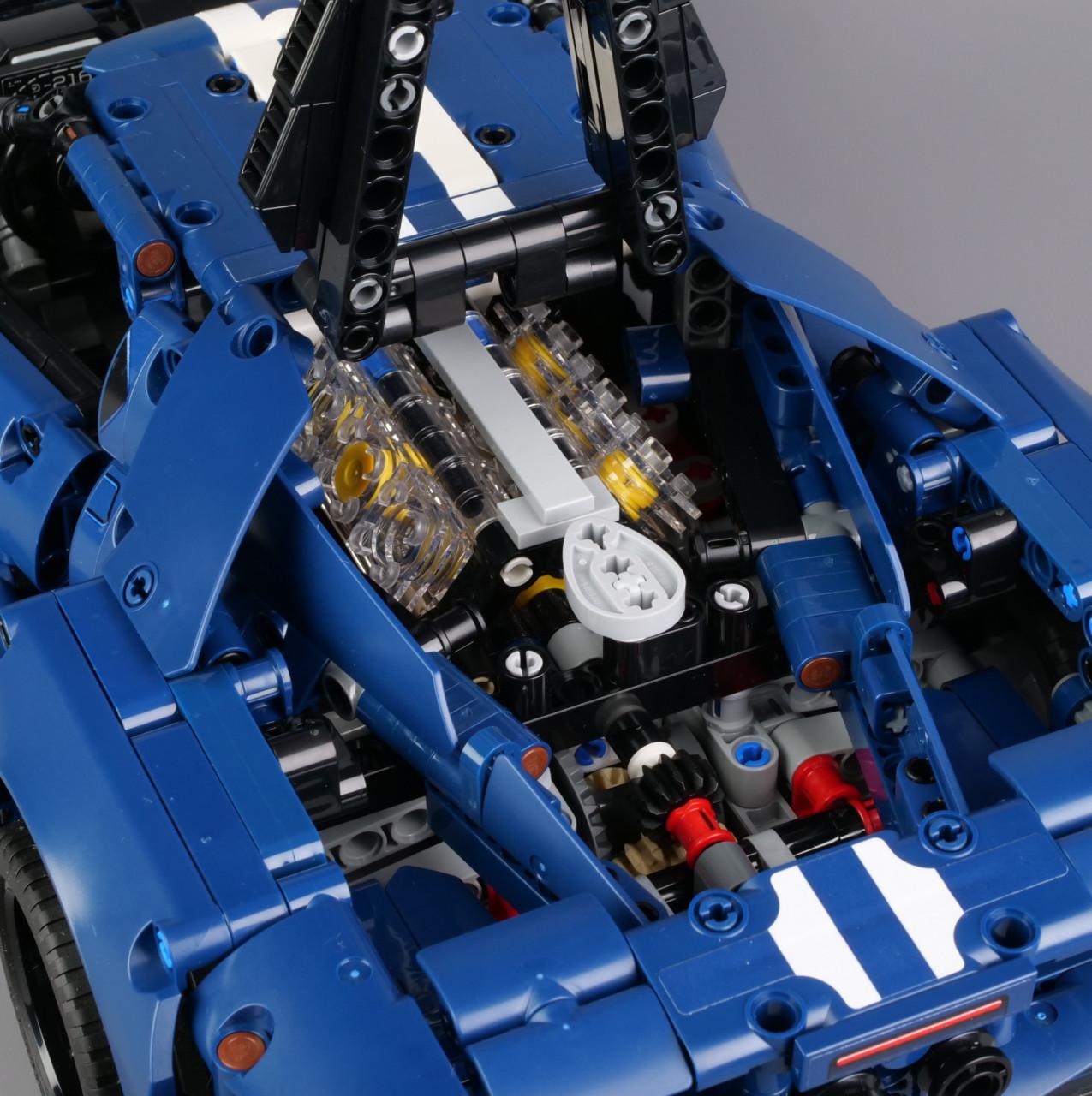 Lego Icons 42154 - Ford GT