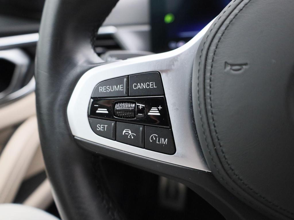 BMW I4 edrive35 m-sport 70 kwh | panoramadak | oyster leder | stoelverwarmi