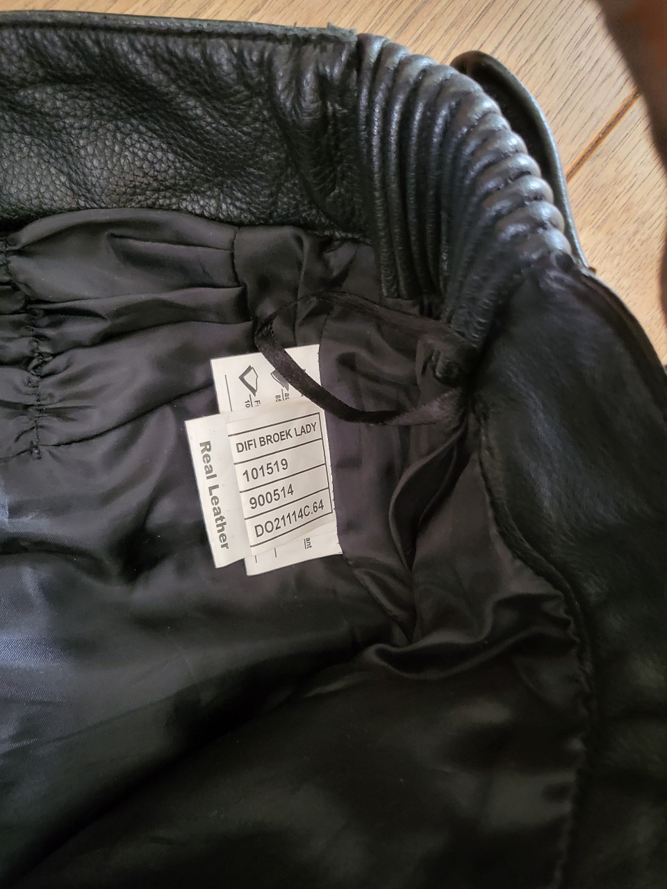 Motorjas, broek en schoenen