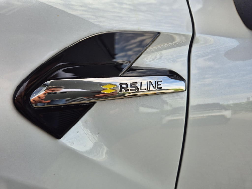 Renault Captur 1.6 e-tech full hybrid 145 r.s. line