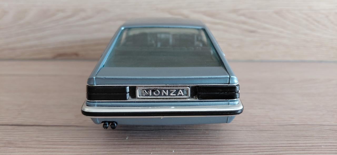 Opel Monza