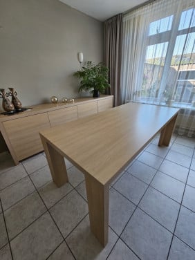 Prachtige set meubels voor een prikkie.