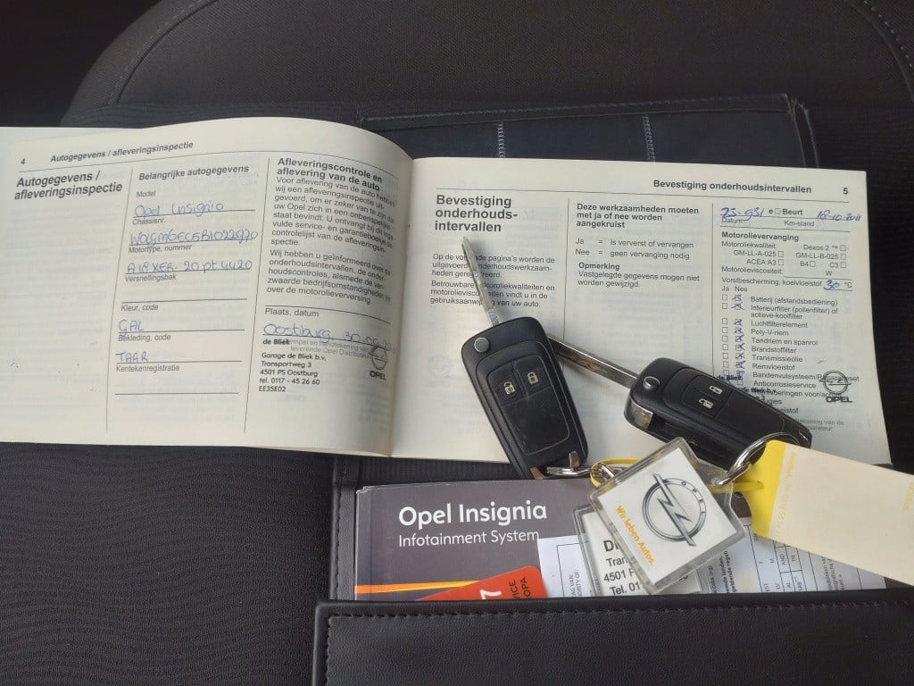 Opel Insignia 1.8 edition