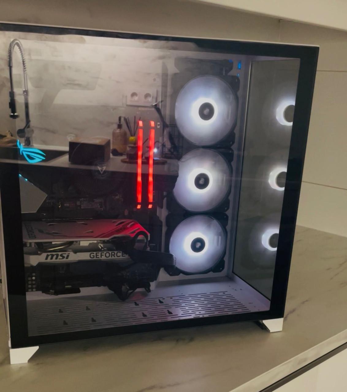 -- Wit Gaming PC - I9 - 32 GB RaM - SSD 1000 GB - RTX 4060 MSI White --