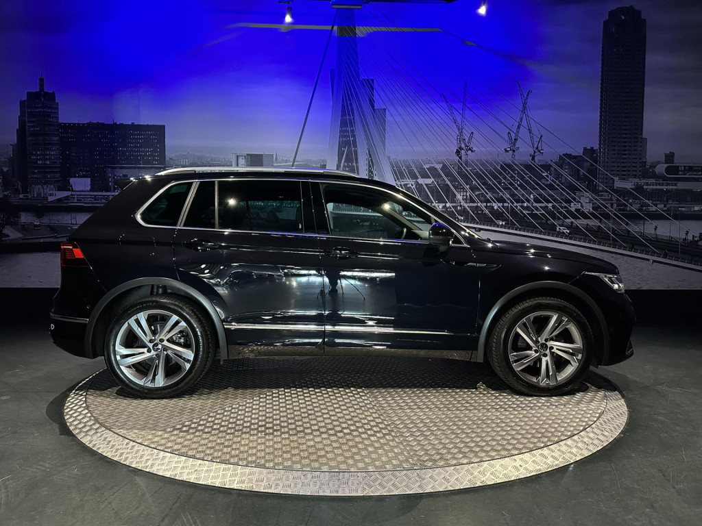 Volkswagen Tiguan 1.5 tsi r-line business+ my 2021 *pano*memory*camera*trek