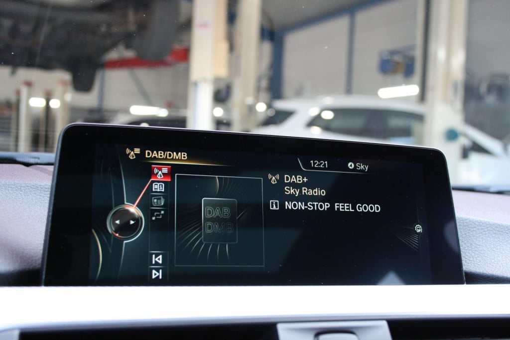 BMW 3-serie touring 340i m sport centennial high executive