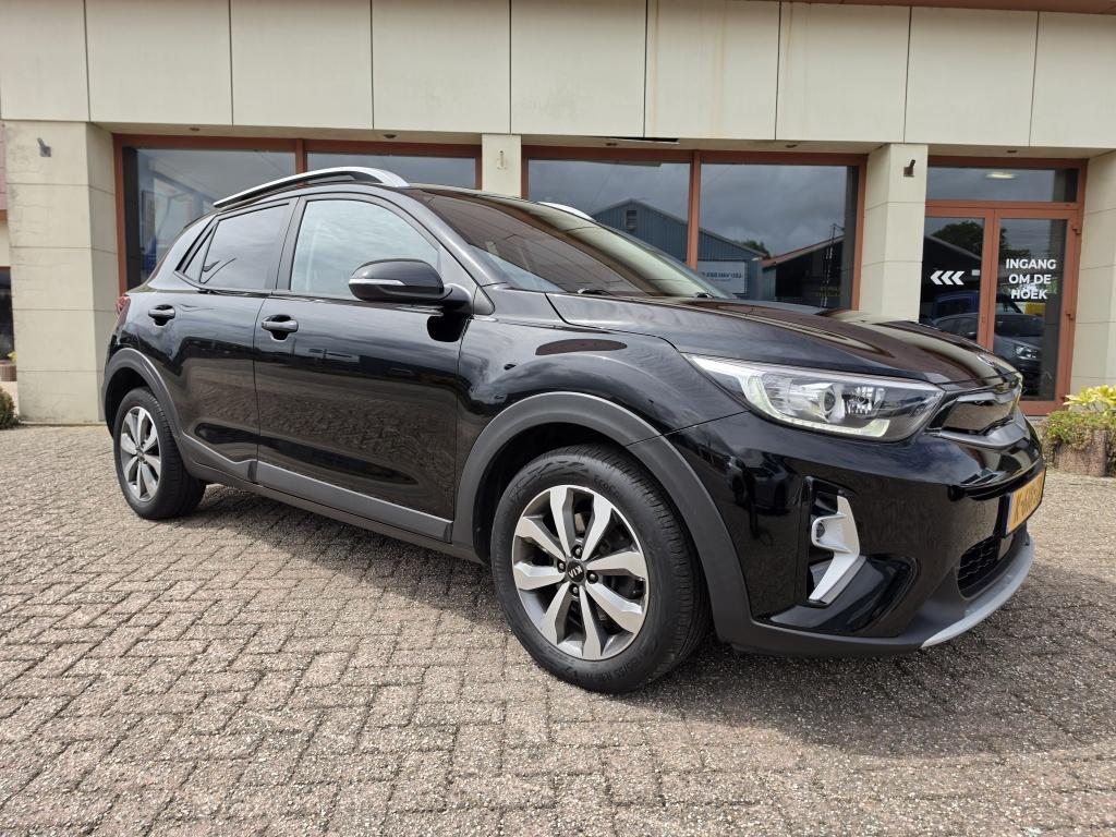 Kia Stonic 1.0 t-gdi mhev dyn+line | lane ass | cruise | clima | navi | lm