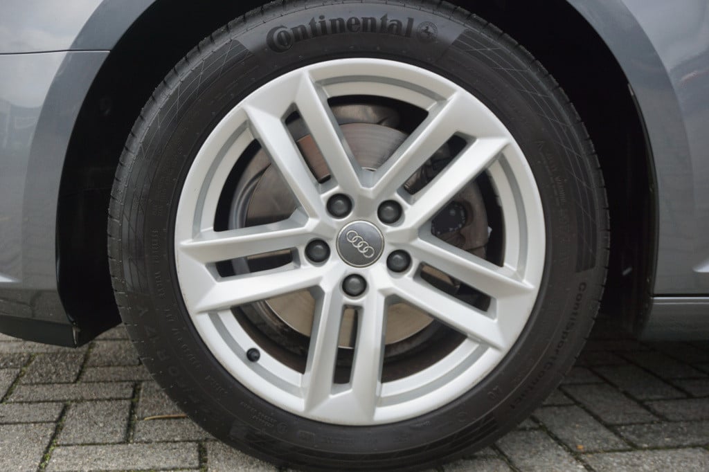Audi A4 avant 2.0 tdi sport lease edition climate / navi / cruise / parkeer