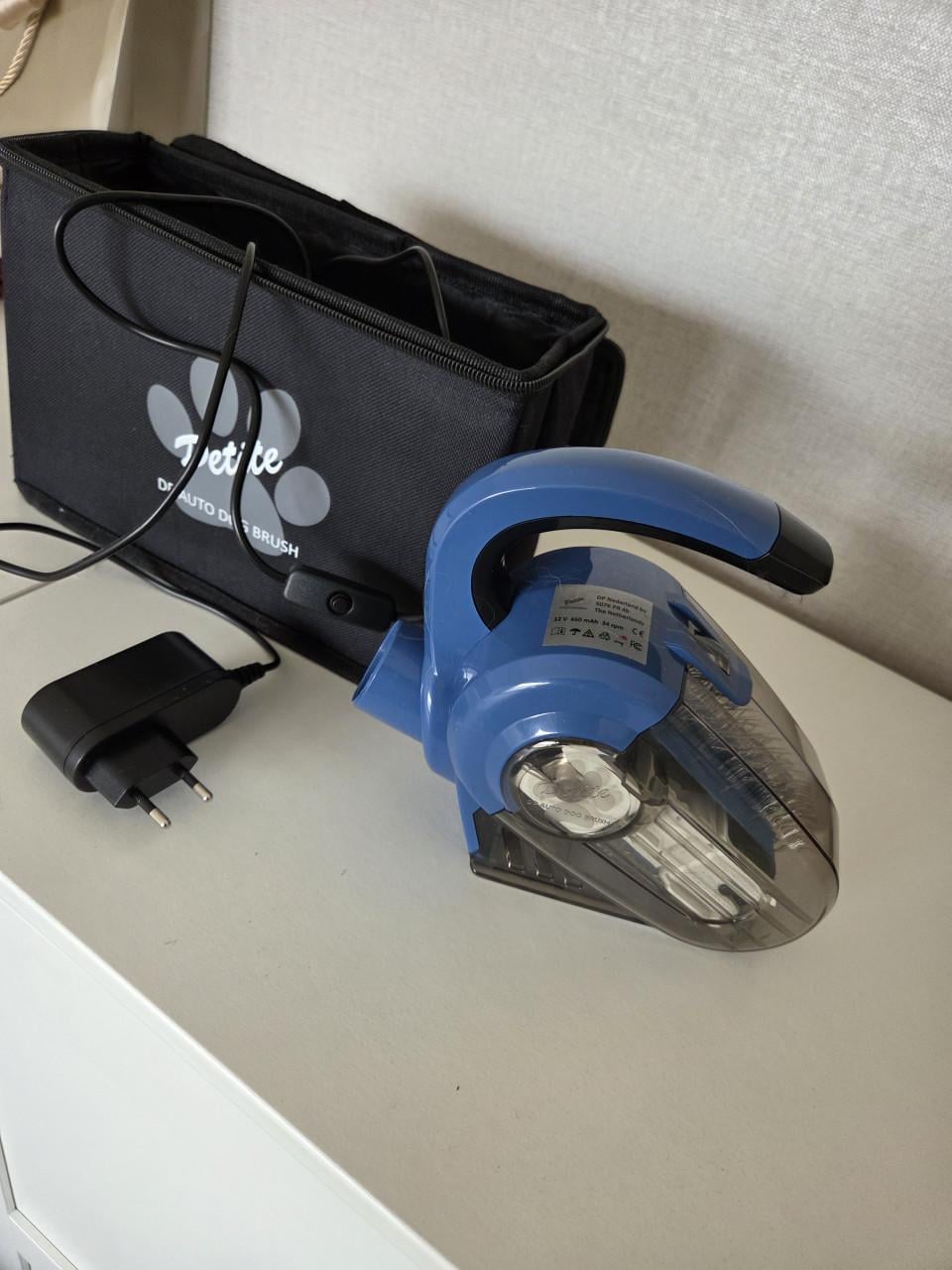Petite auto dogbrush