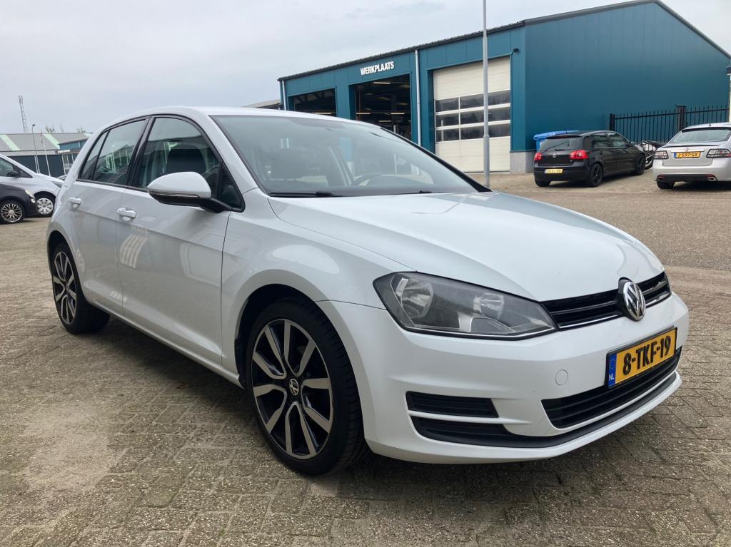 Volkswagen Golf 1.2 tsi trend edition
