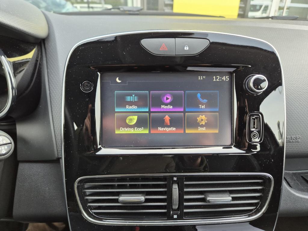 Renault Clio tce 120 edc automaat zen navigatie, cruise control, p-hulp, bl