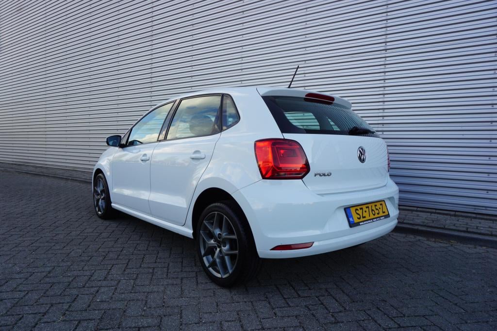 Volkswagen Polo 1.0 comfortline edition airco / elektr. ramen / lm velgen