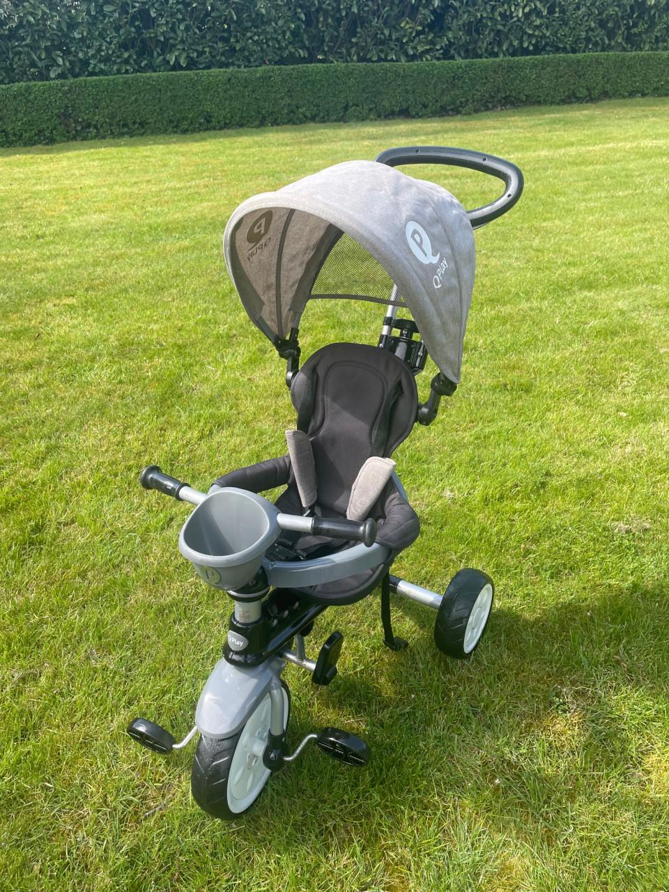 Driewieler met duwstang (multiefucntioneel)