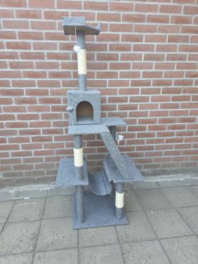 Nieuwe krabpaal