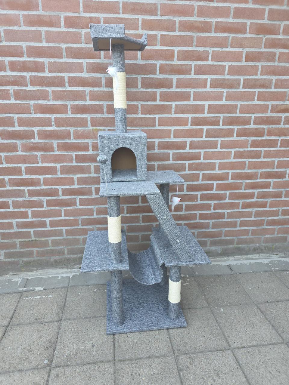 Nieuwe krabpaal