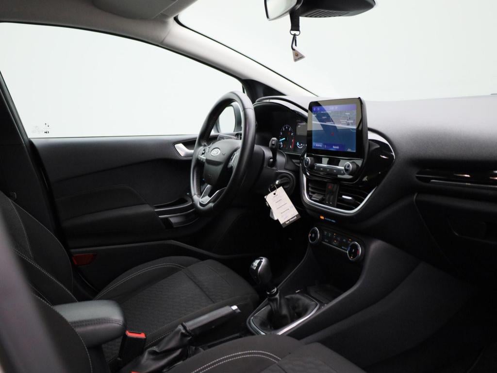 Ford Fiesta 1.0 ecoboost hybrid titanium