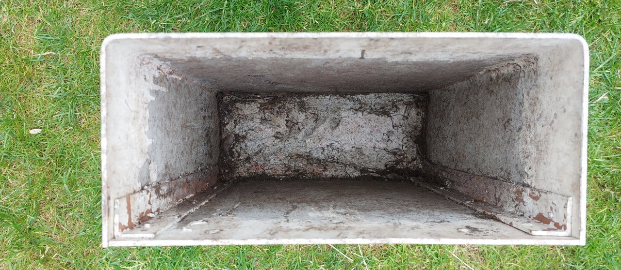 Waterdichte Aluminium Bloembak  L=31 x B=14 x H=40  cm.