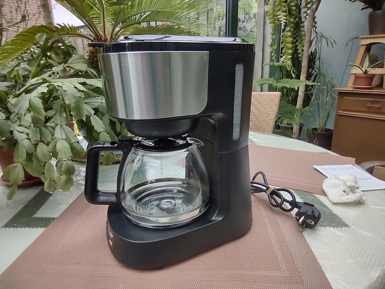 Zo goed als nieuw Koffiezetapparaat Tefal. CM520D10