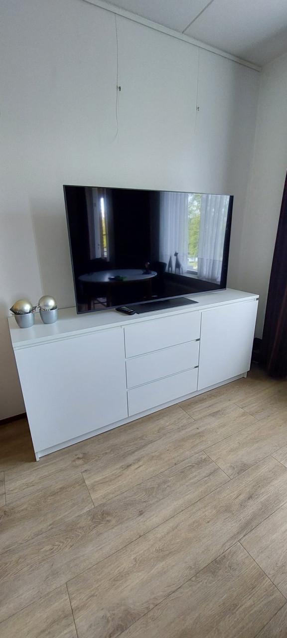 Wit dressoir