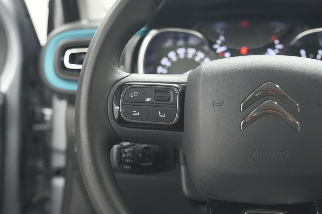 Citroen C3 puretech 110 shine | camera | navigatie | apple carplay | parkee