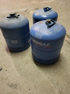 Gasfles 3 stuks 15 euro