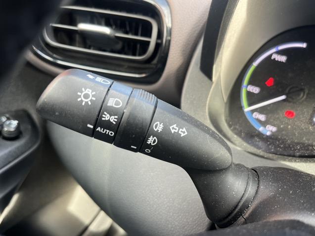 Toyota Yaris Cross 1.5 hybrid executive aut. | half-lederen bekleding | nav