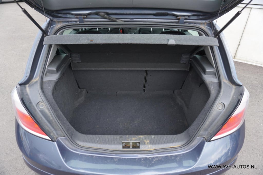 Opel Astra 1.6 edition