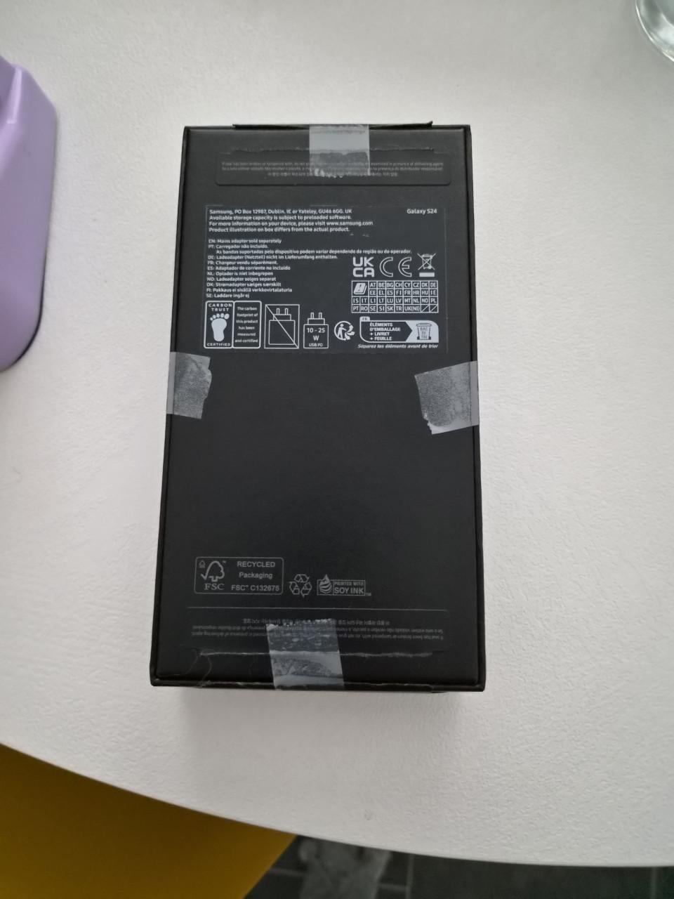 Samsung galaxy S24 paars