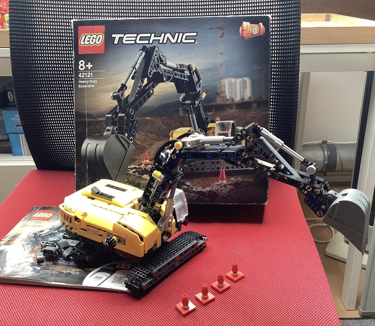 Lego Technic 42121 zware kraan, z.g.a.n compleet.