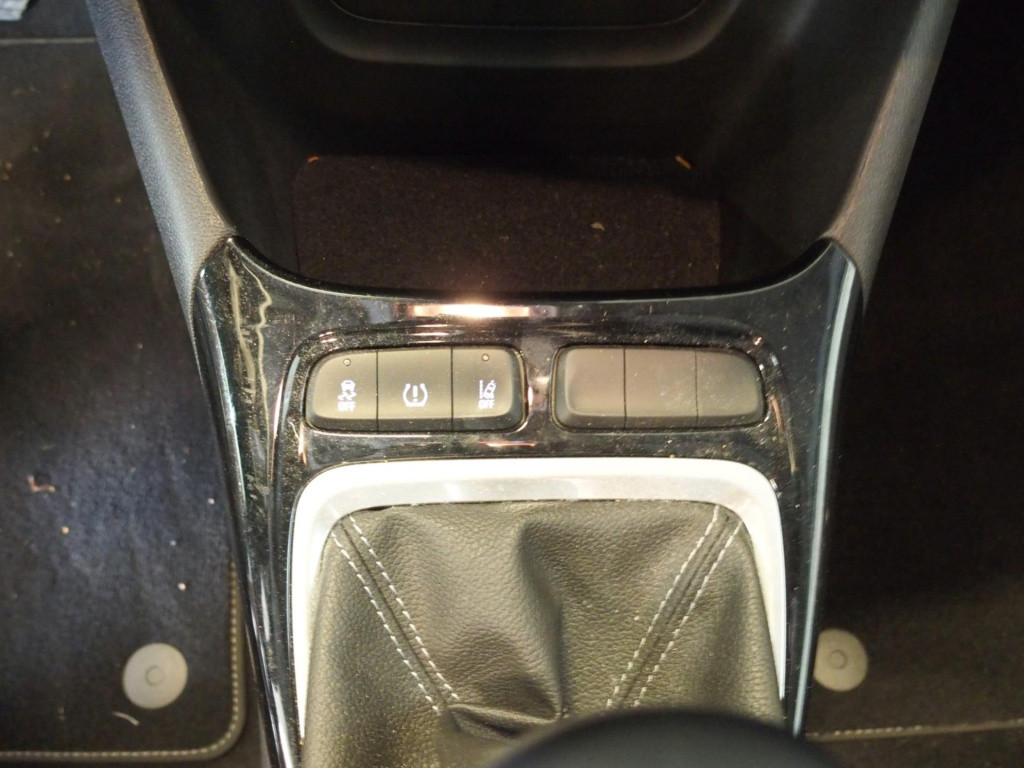 Opel Crossland X 1.2 120 jaar edition app conn. nl auto, stoel+ stuurverwar