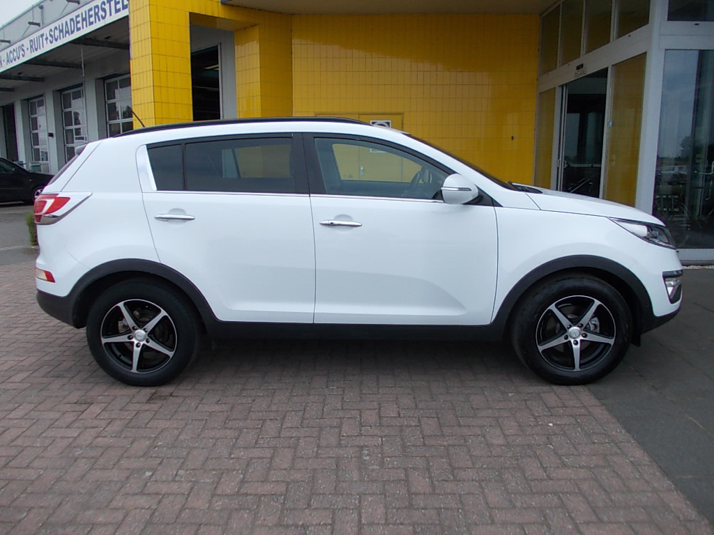 Kia Sportage 1.6 gdi airco clim. camera + nav. cruise con.