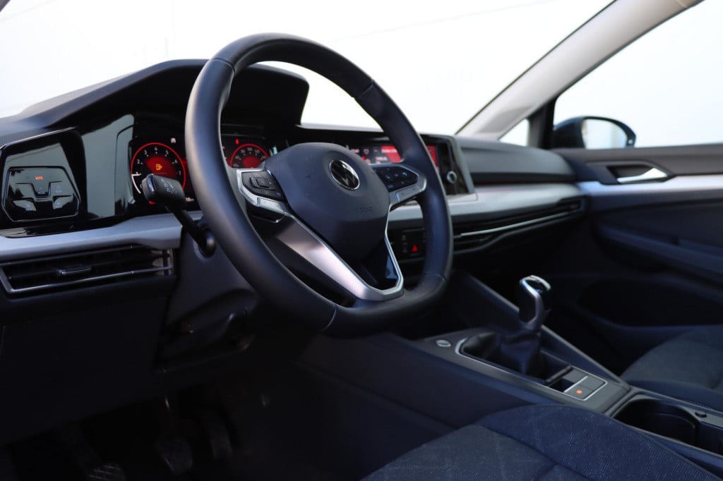 Volkswagen Golf 1.0 tsi life 110pk