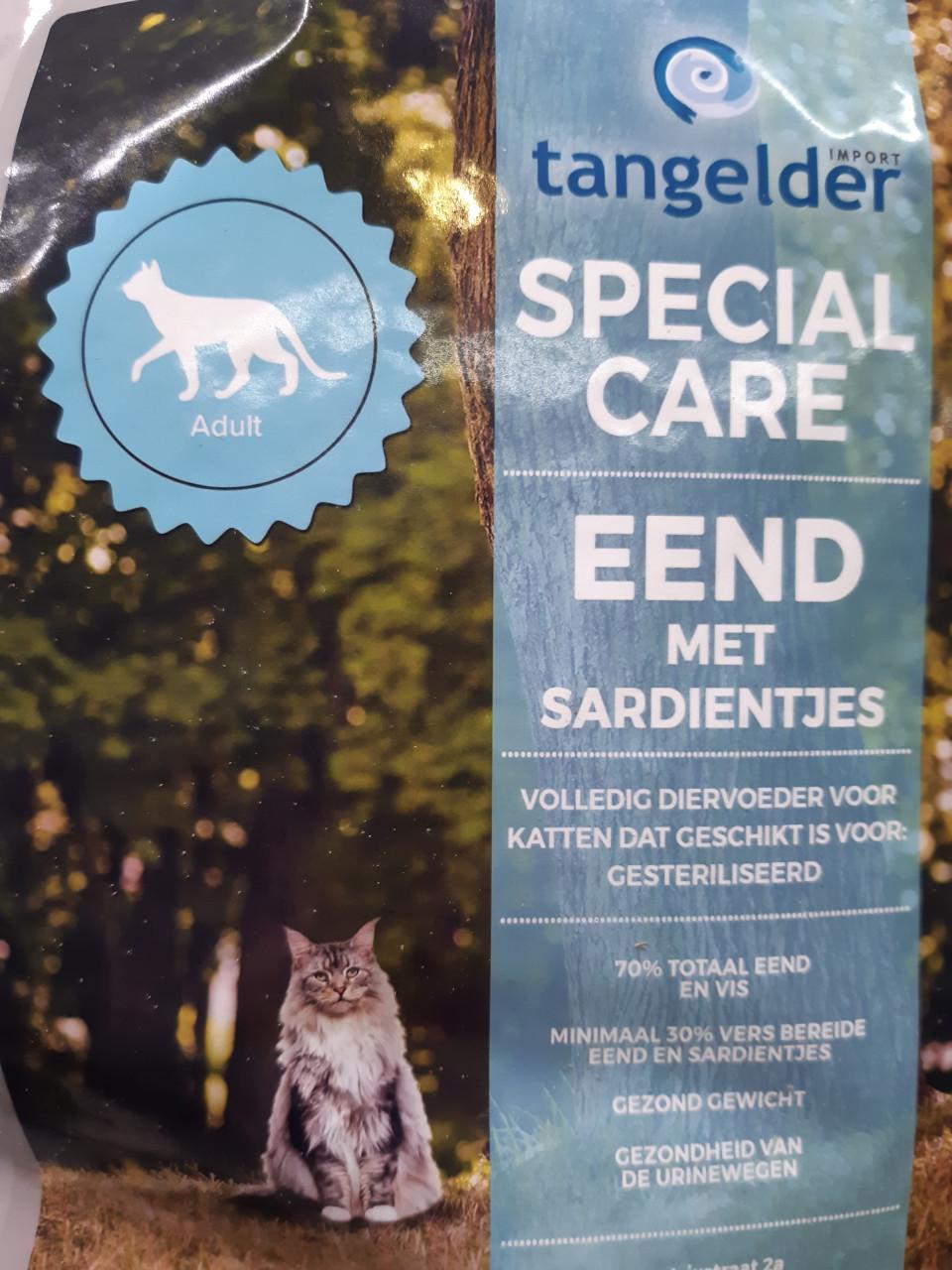 DIERENVOEDERS EN STROOISEL