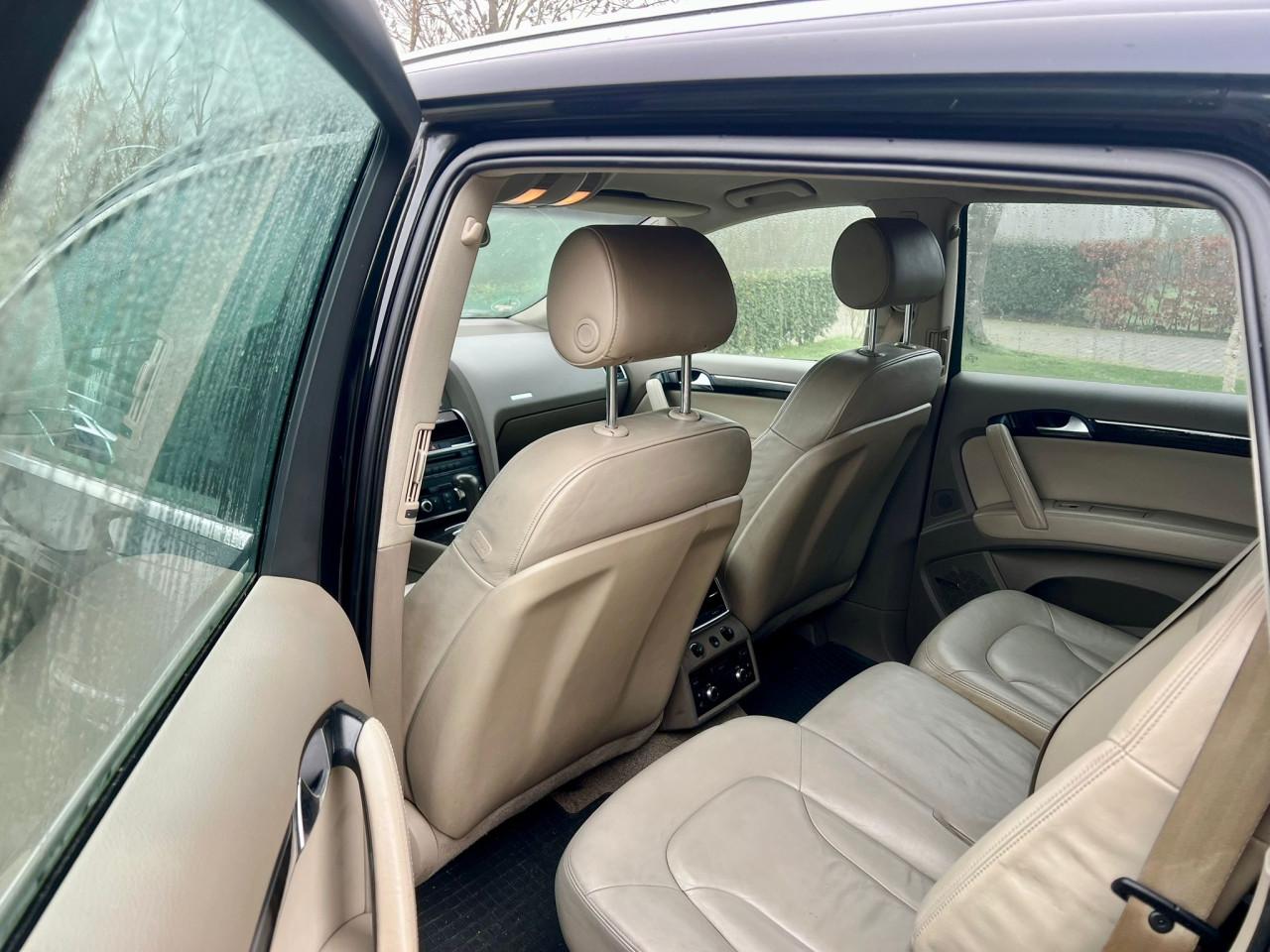 Audi Q7 4.2 FSi (5+2) met veel opties