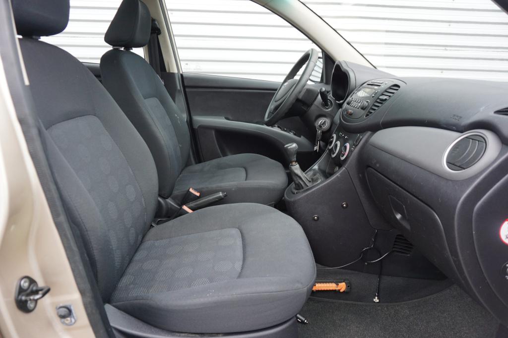 Hyundai I 10 1.25i dynamic cool airco / elektr. ramen / lm velgen / nap