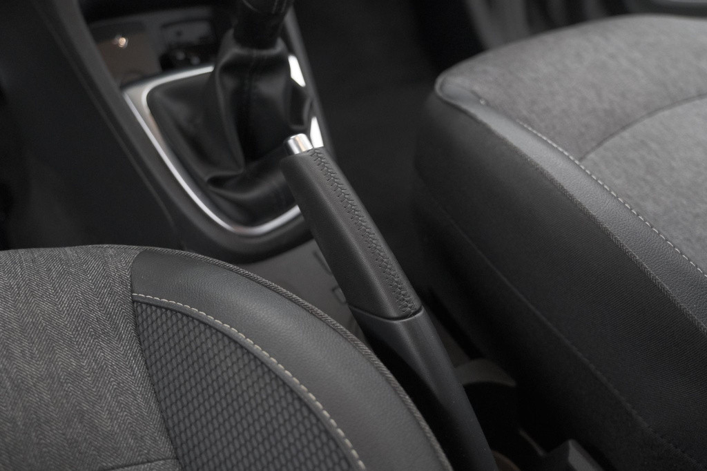 Renault Captur tce 90 intens | camera | navigatie | parkeersensoren | clima