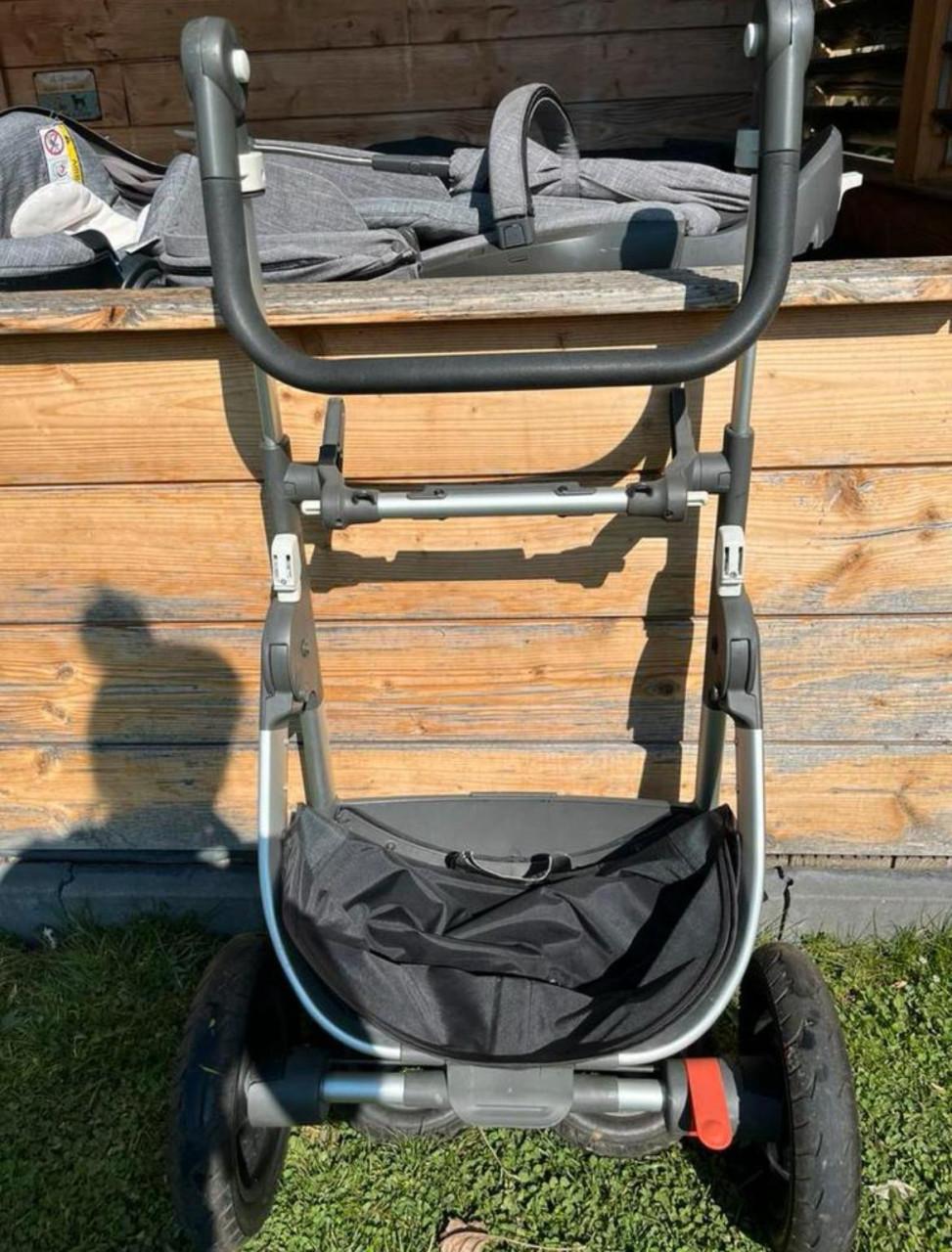 Stokke kinderwagen met veel extra’s
