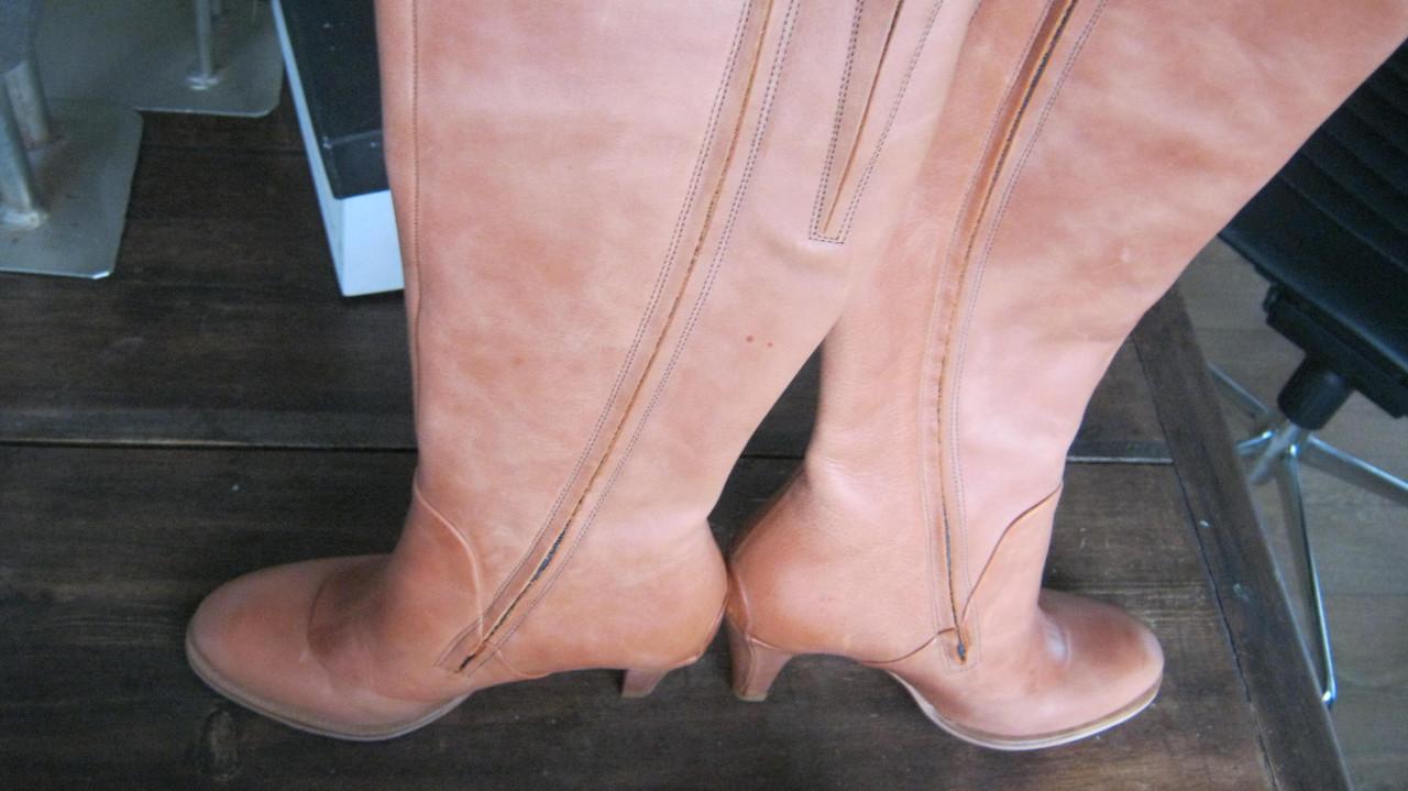 NIEUW LAARZEN LEER VOOR 50 EURO