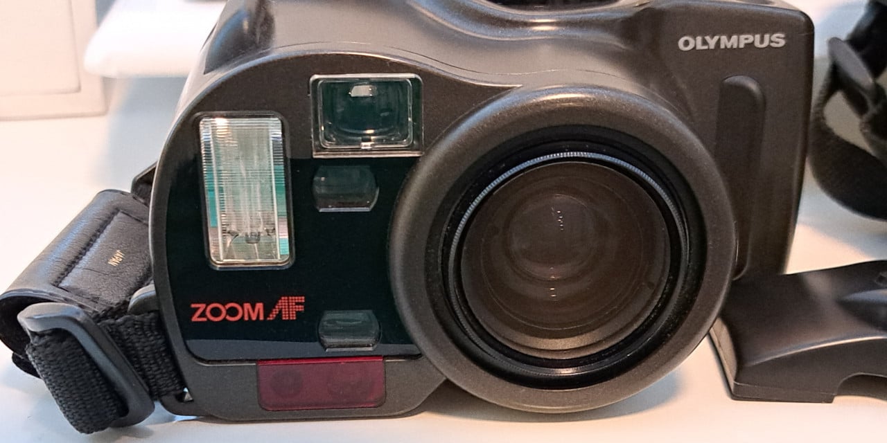 Analoge Olympus AZ-330 Superzoom - Camera