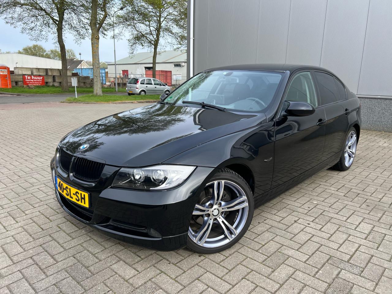 BMW 3-Serie 318i Uitlaat klep systeem/ Airco