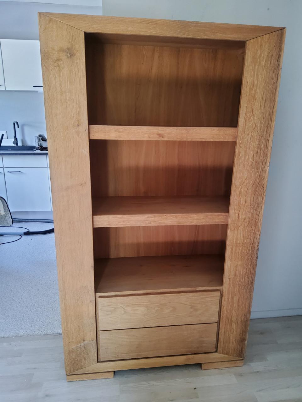 Prachtige eikenhouten kast te koop