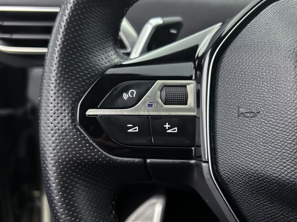 Peugeot 5008 1.6 e-thp gt-line | 7-zits | automaat | panoramadak | leder | 